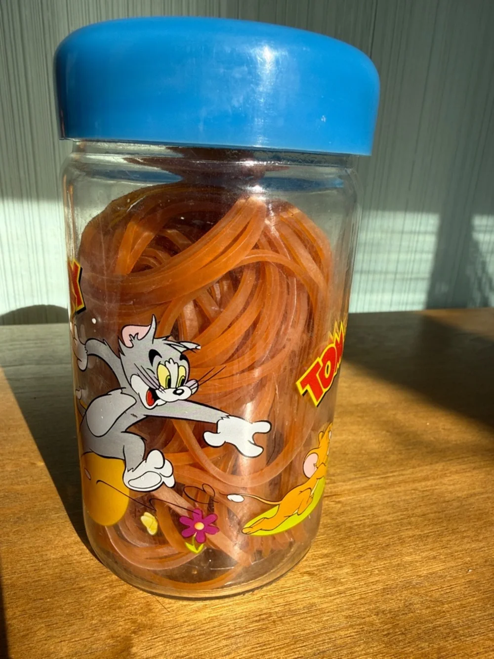 Quirky Retro Oddball Vintage Floral Cartoon Tom & Jerry Storage Jar w/ Blue Lid